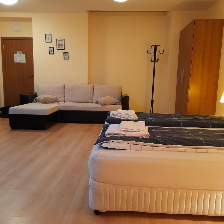 Studio Villa Park 410 โบโรเวทส์ ภายนอก รูปภาพ